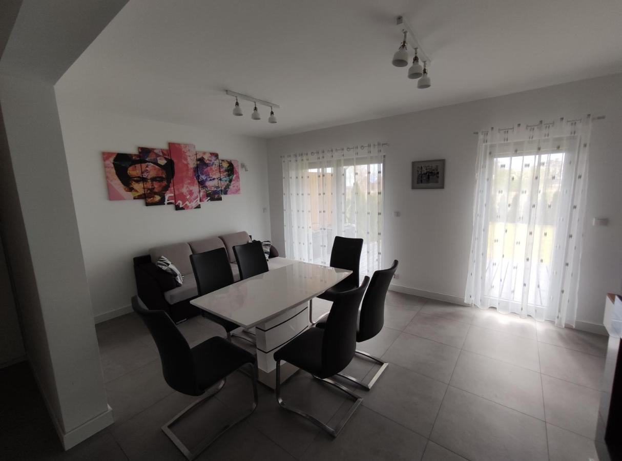 Frida Haus Villa Trzęsacz Exteriör bild
