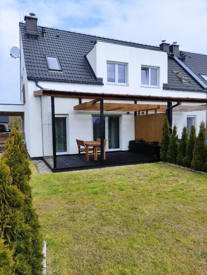 Frida Haus Villa Trzęsacz Exteriör bild